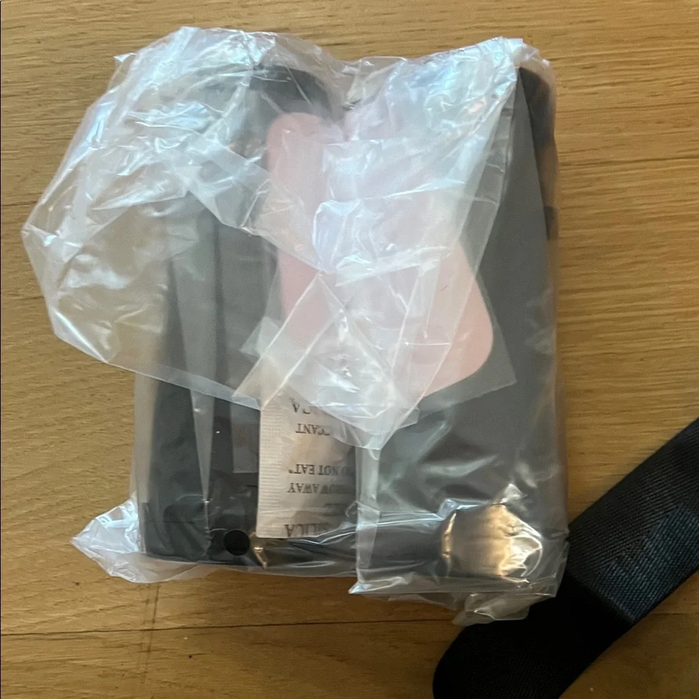 12x42 ED Binoculars - Black